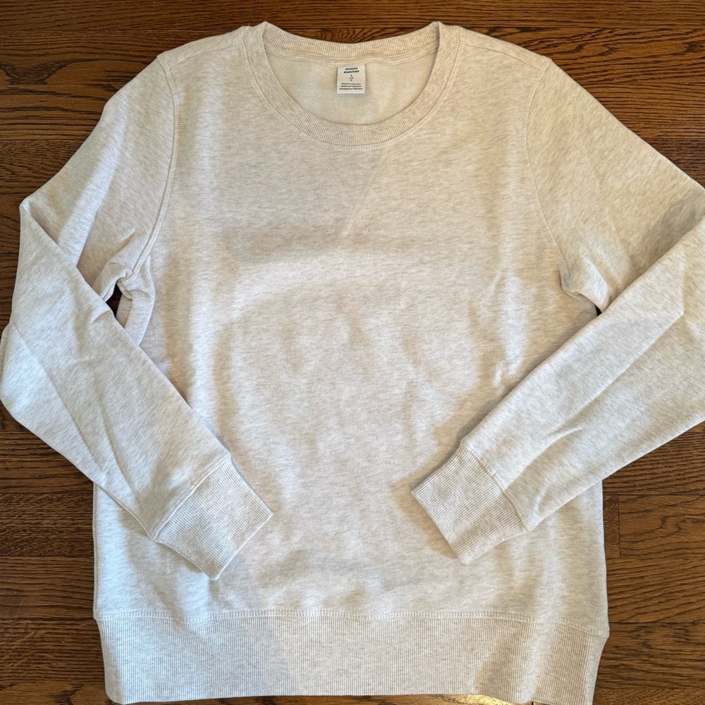 Amazon Essentials Women's Sweatshirt